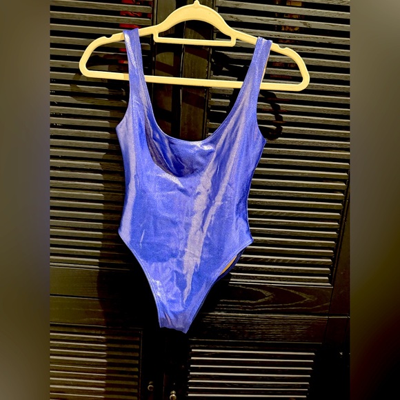 BRAND NEW Heroin Sport Marvel One Piece Swimsuit - Picture 2 of 6